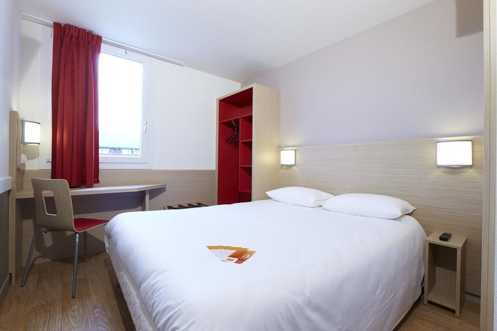 Premiere Classe Lyon Sud - Irigny - Pierre Benite Екстер'єр фото