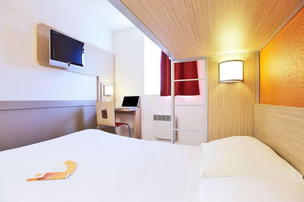 Premiere Classe Lyon Sud - Irigny - Pierre Benite Екстер'єр фото