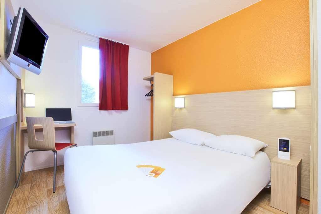 Premiere Classe Lyon Sud - Irigny - Pierre Benite Екстер'єр фото