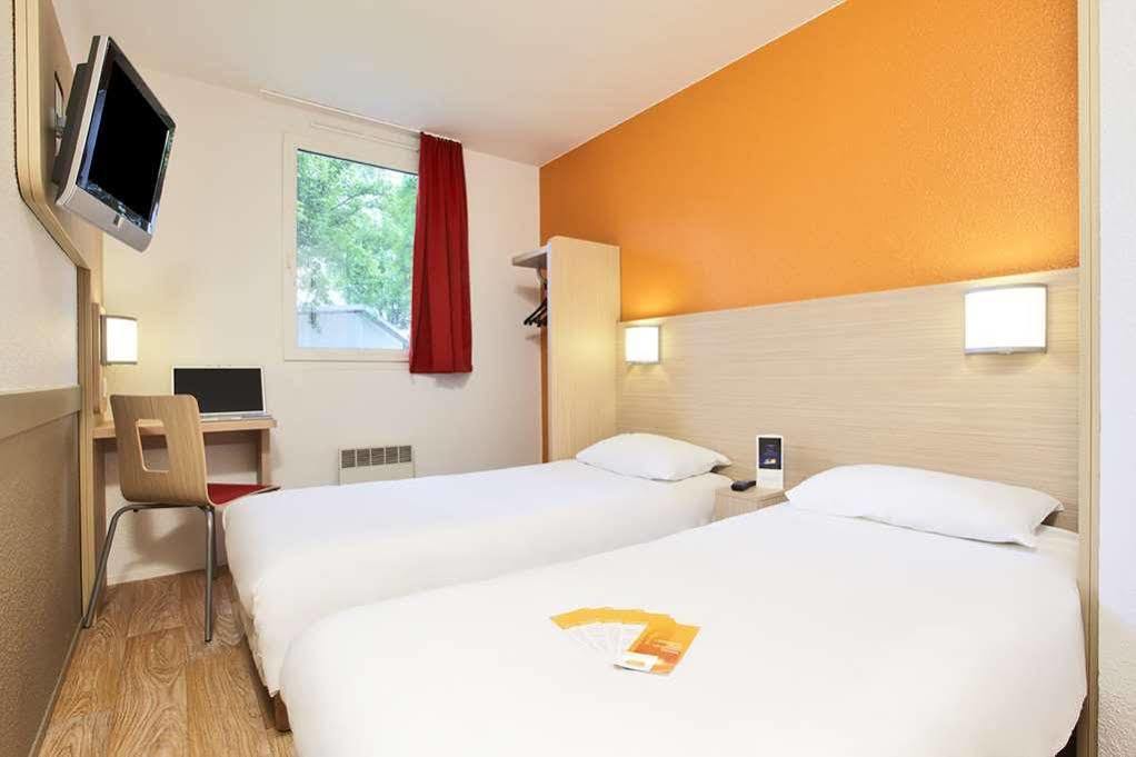 Premiere Classe Lyon Sud - Irigny - Pierre Benite Екстер'єр фото
